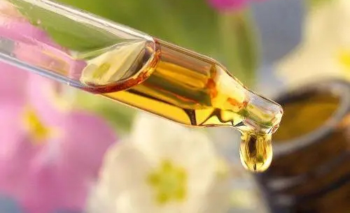 采用新鴻順基礎(chǔ)油制作的潤(rùn)滑油究竟好在哪里？